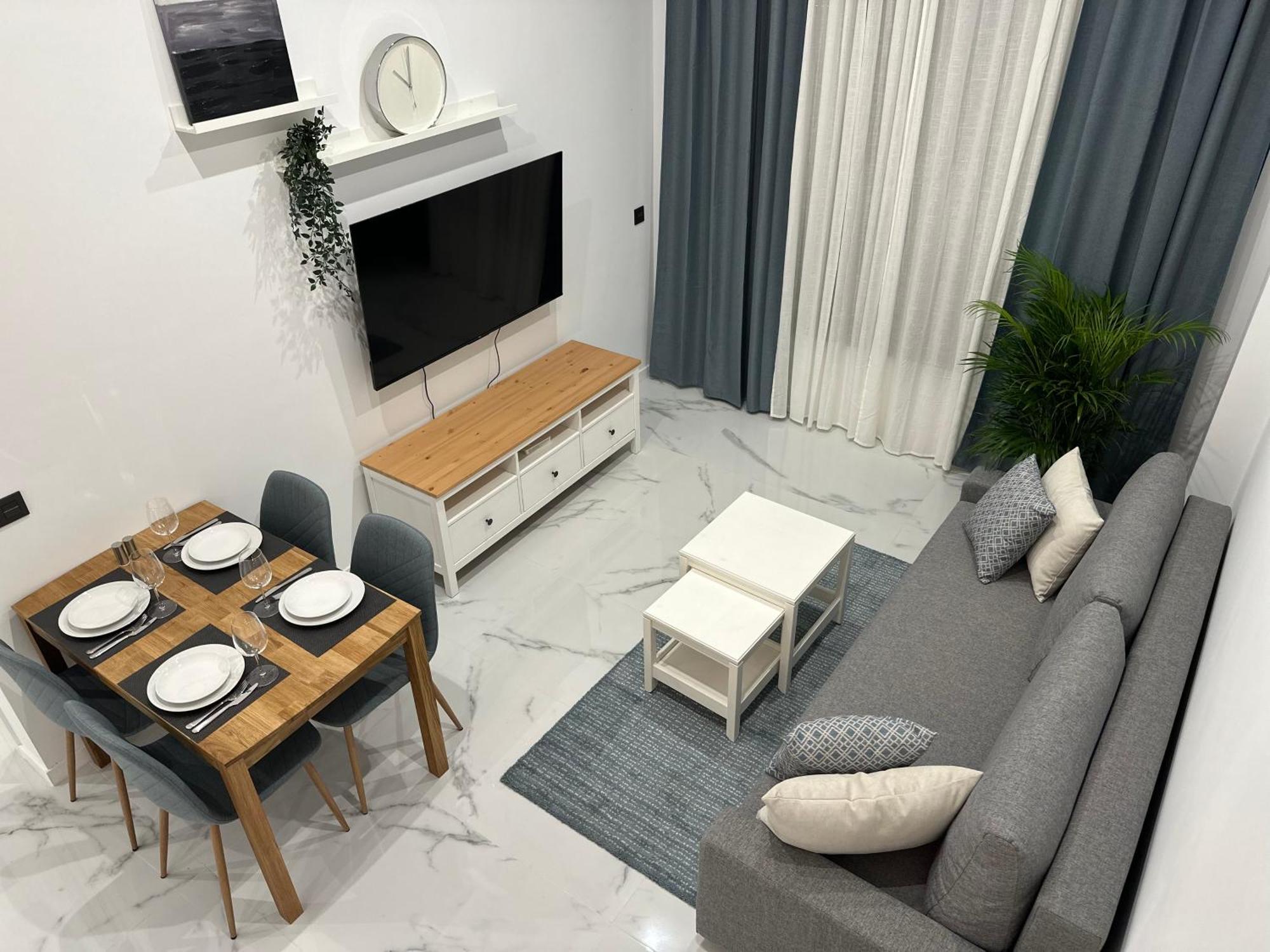 B8 Apartment Fuengirola